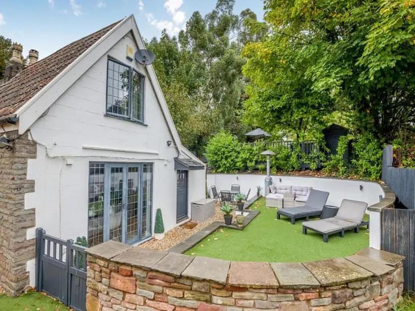 2 Bedroom Cosy Cottage With Hot Tub In Hambrook Close To Bristol City Centre Dış mekan fotoğraf